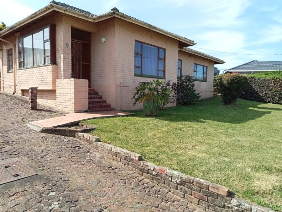 3 Bedroom Property for Sale in Cambridge Eastern Cape